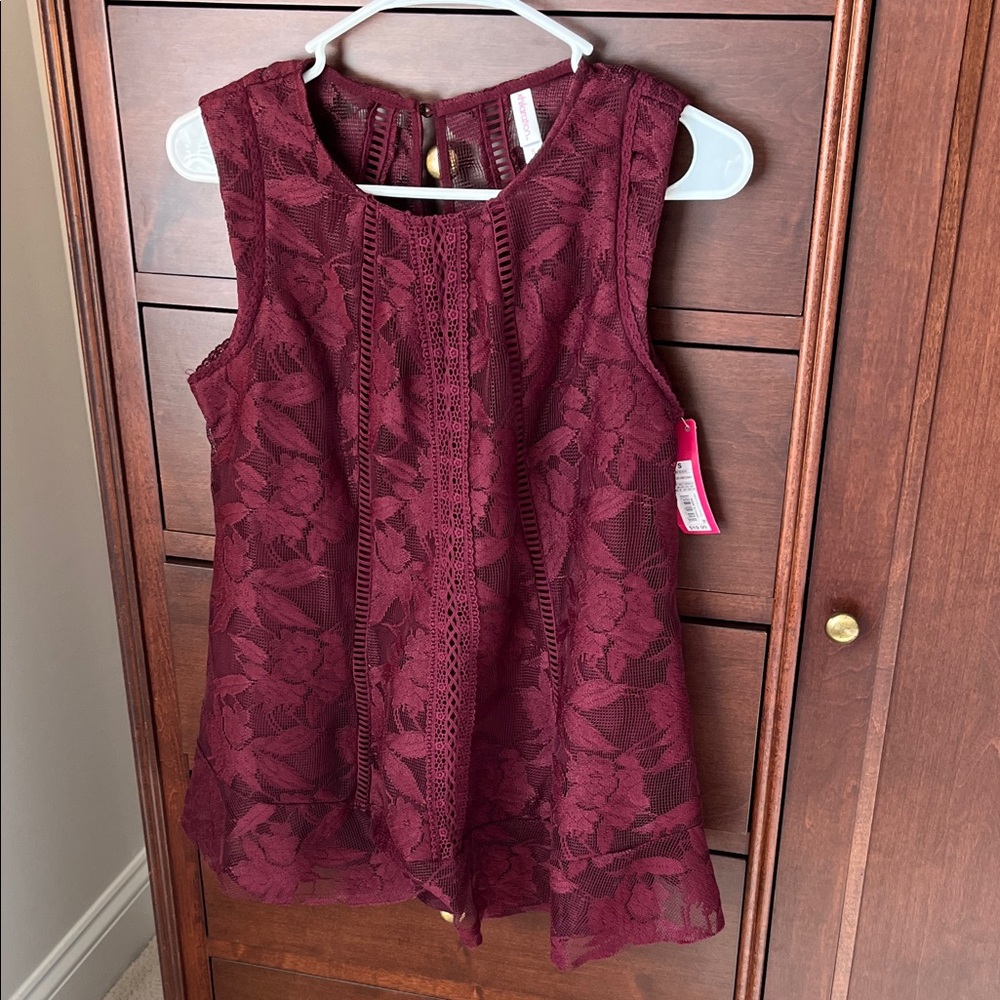 Xhilaration Lace Overlay Tank - Wine